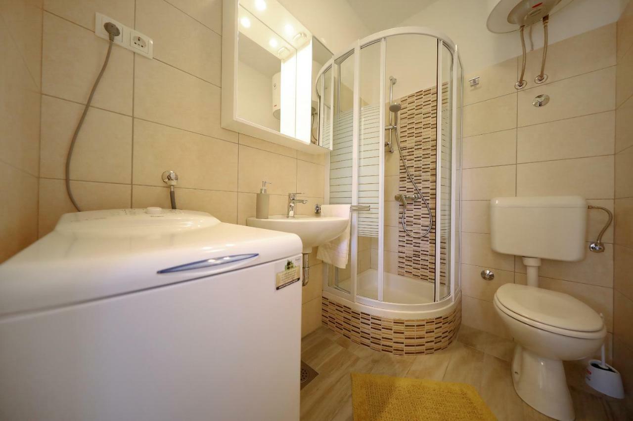 Apartament Vruljica *