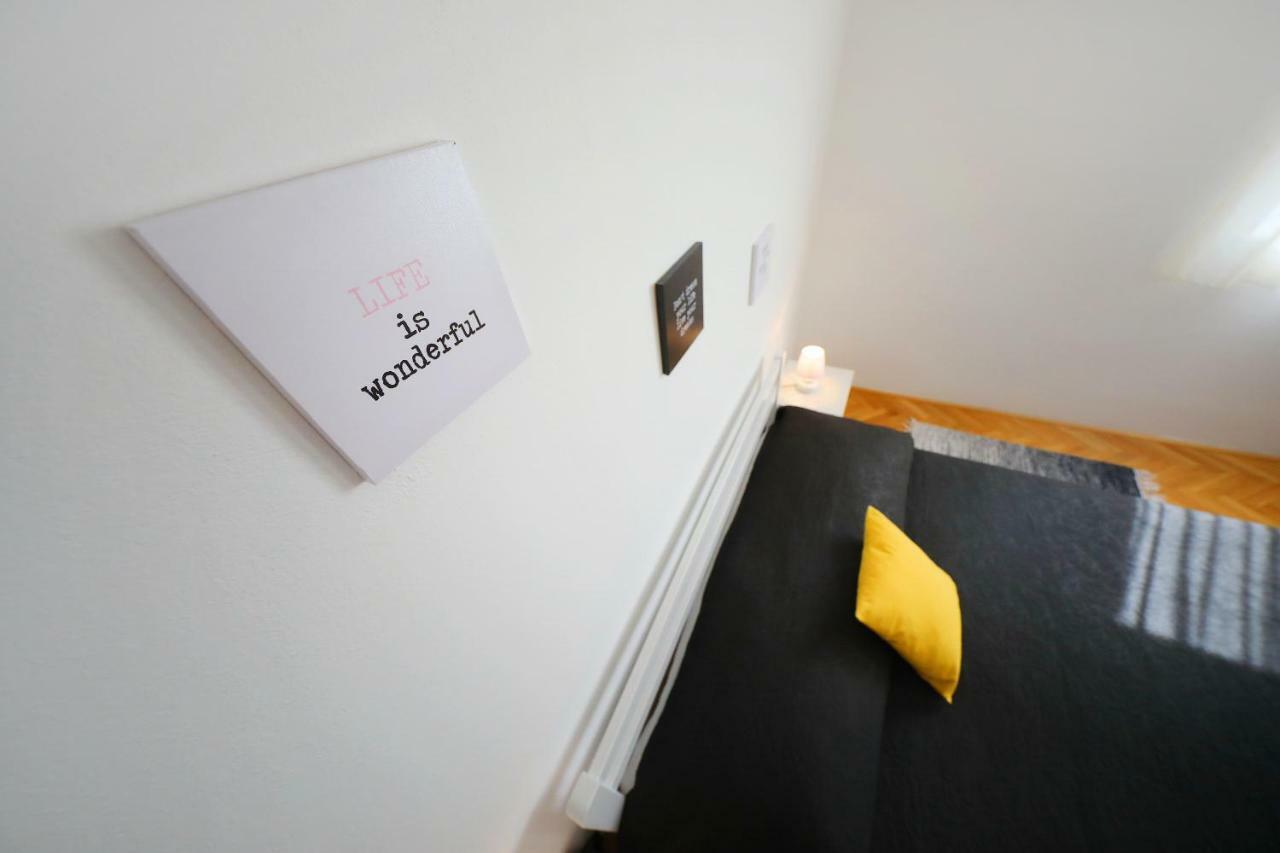 Apartament Vruljica *